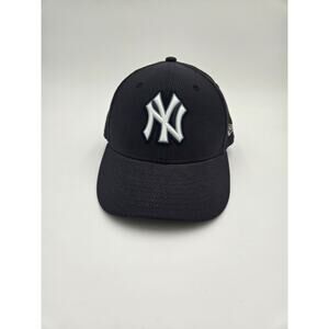 New Era 59FIFTY New York Yankees Fitted Hat Size 7 1/2 MLB Baseball Cap